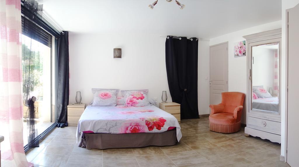 Le Clos Saint Elme Collioure Zimmer foto